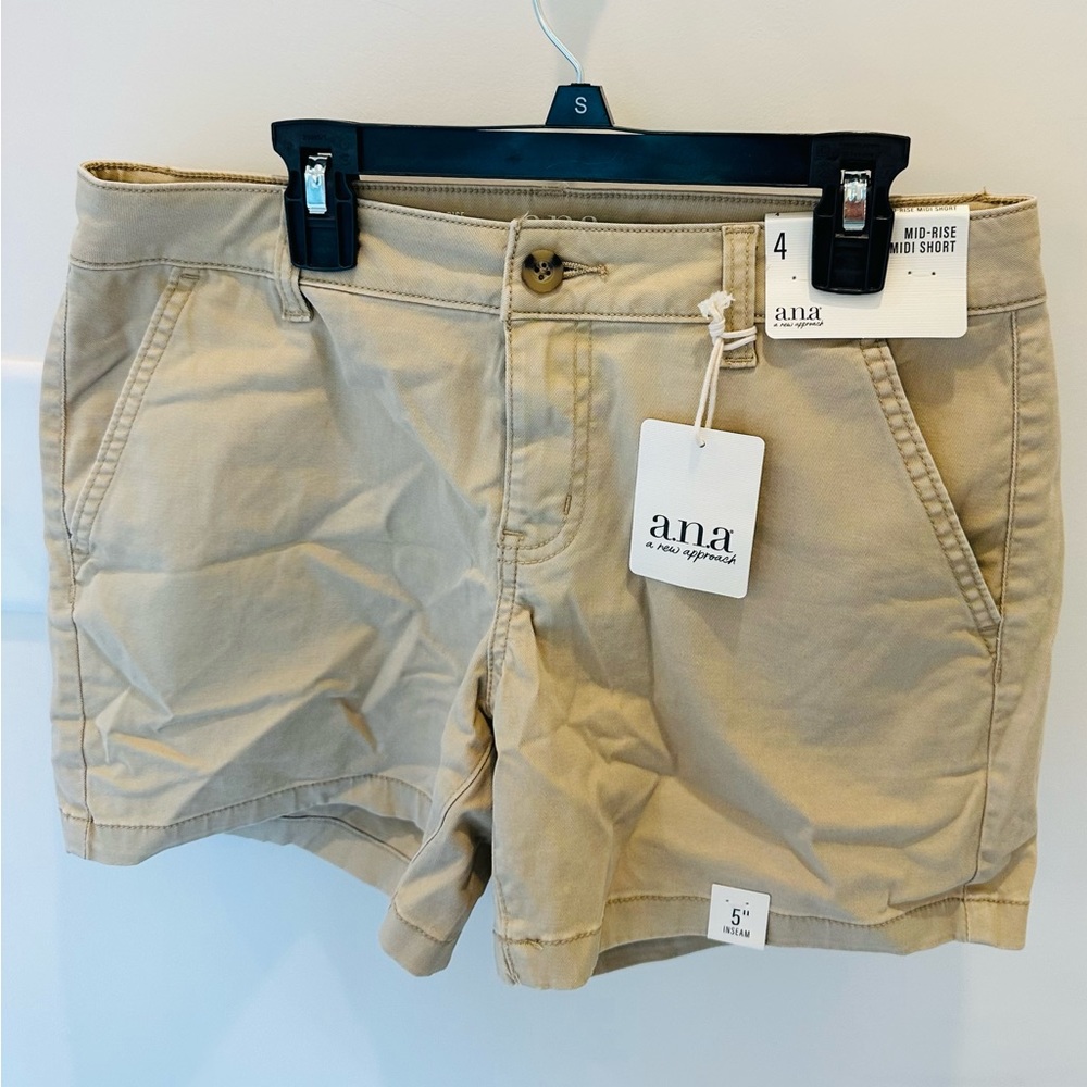 a.n.a Mid-Rise Midi Shorts 5” inseam